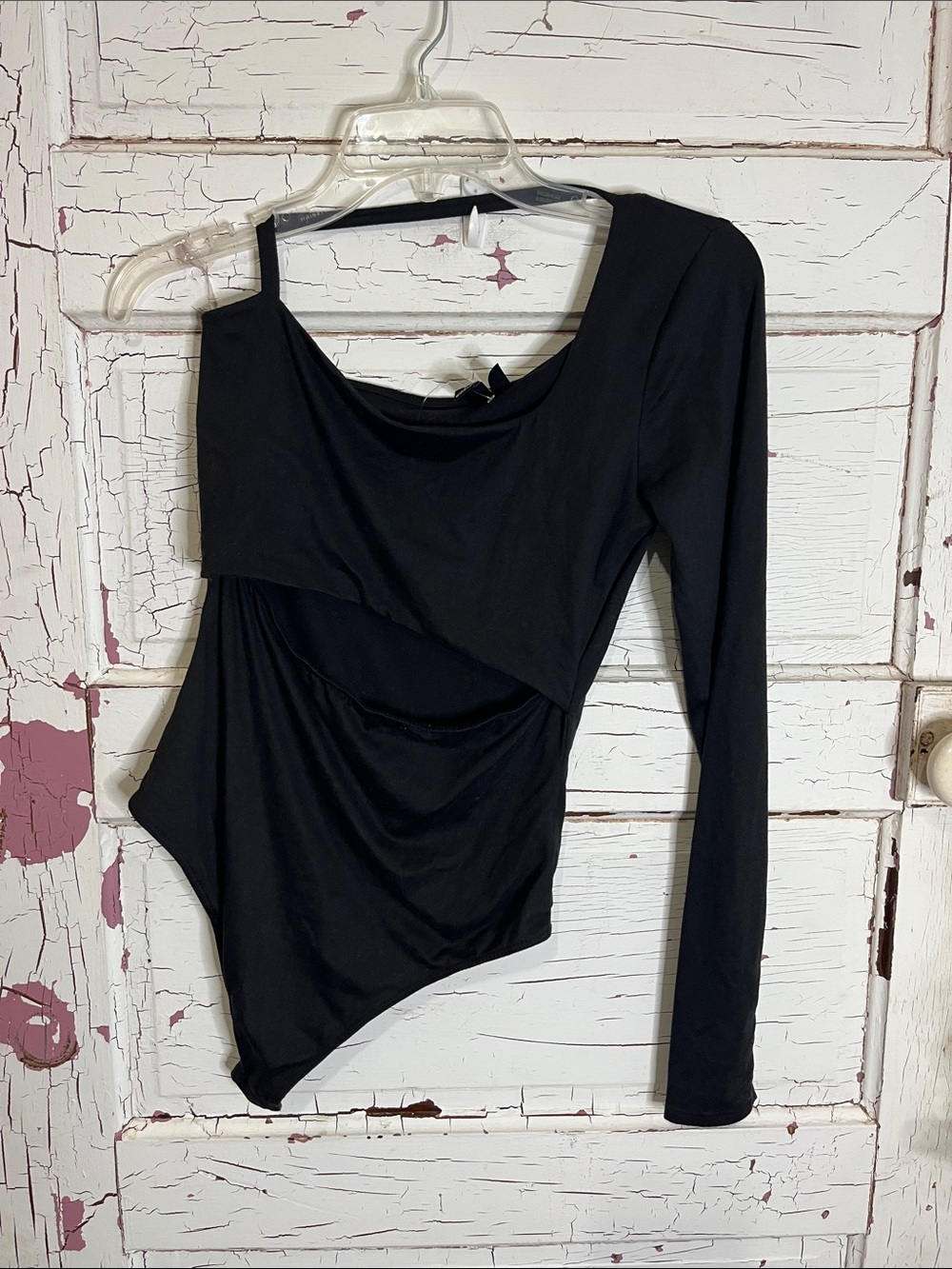 Windsor Black One‑Shoulder Long Sleeve Bodysuit with Strap Detail Medium
